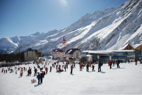 Открытие горнолыжного сезона на Эльбрусе перенесли 