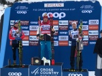 Александр Большунов выигрывает гонку в Фалуне