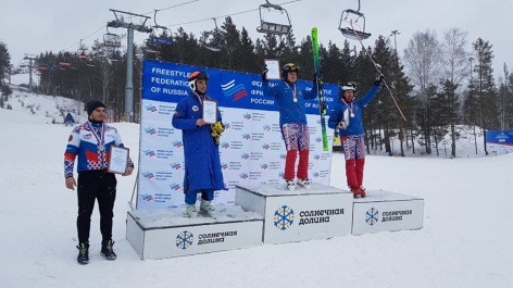Мальцева и Ридзик выиграли этап Кубка России по ски-кроссу Мальцева и Ридзик выиграли этап Кубка России по ски-кроссу