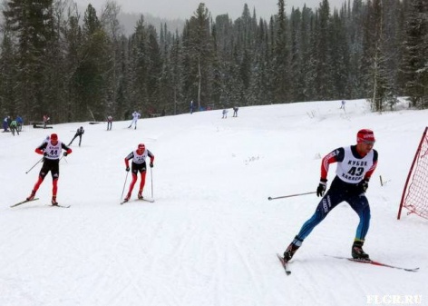Юлия Чекалева и Александр Уткин выигрывают первую гонку в Вершине Теи