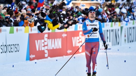 Ustiugov gets his gold in Skiathlon