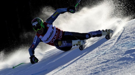 Ligety injures hand in training