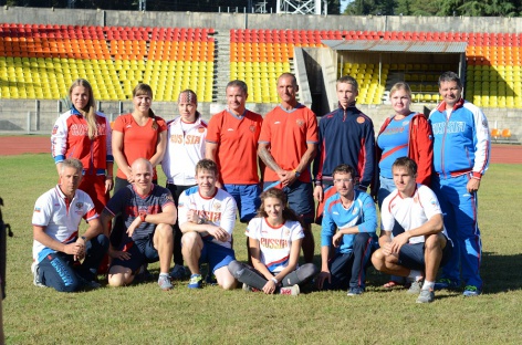 Солнечная тренировка могулистов