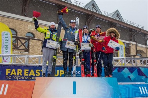 Игнатович и Кузнецов - победители в альпийской комбинации на этапе Кубка Азии 