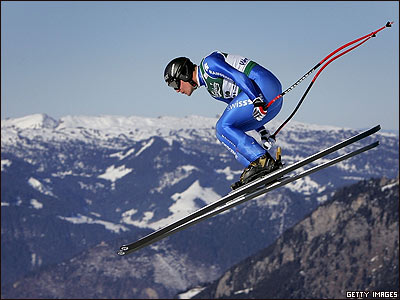 На сборы и старты - в Европу