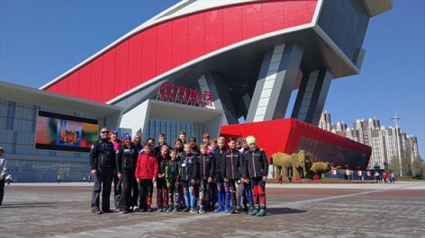 Хабаровские горнолыжники проводят тренировочный сбор в Китае