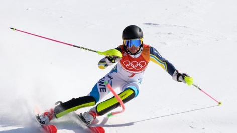 Hansdotter takes first Olympic slalom medal in gold
