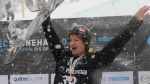 Iouri Podladtchikov injures left ankle