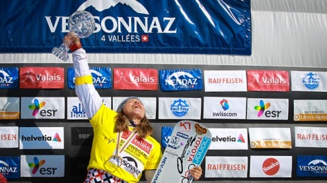 Samkova and Vaultier claim SBX World Cup title in thrilling showdown