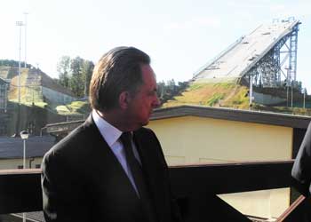 Vitaliy Mutko visited construction in Toksovo
