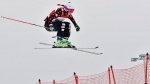 Reigning Olympic champion Thompson suffers knee injury