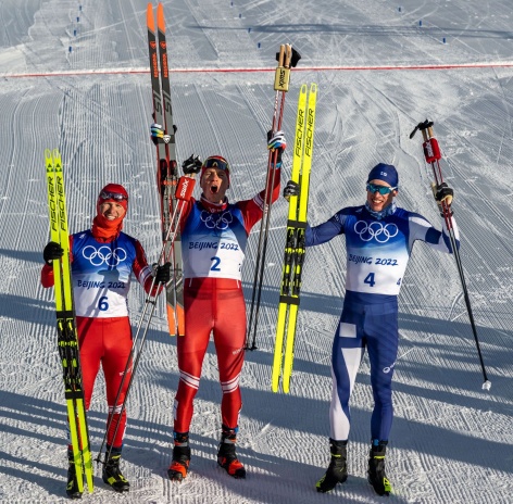 Александр Большунов – олимпийский чемпион!