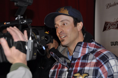 Olympic champion Seth Wescott’s van collides with moose