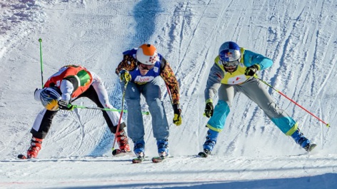 Thompson and Delbosco lead the way in big day for Canadian ski cross squad
