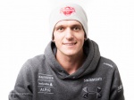 Olympic ski-cross champion gets injured 