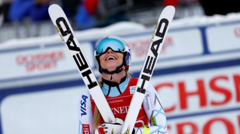 Vonn completes Lake Louise double